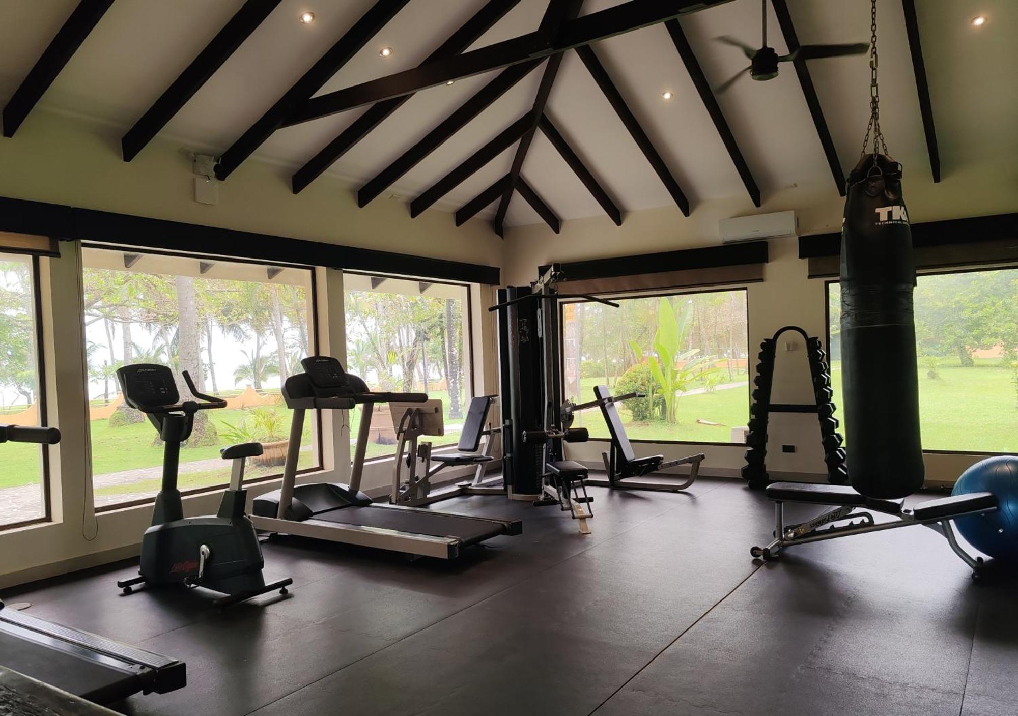 אסטריוס אסטה Marenaz Oceanfront Resort מראה חיצוני תמונה