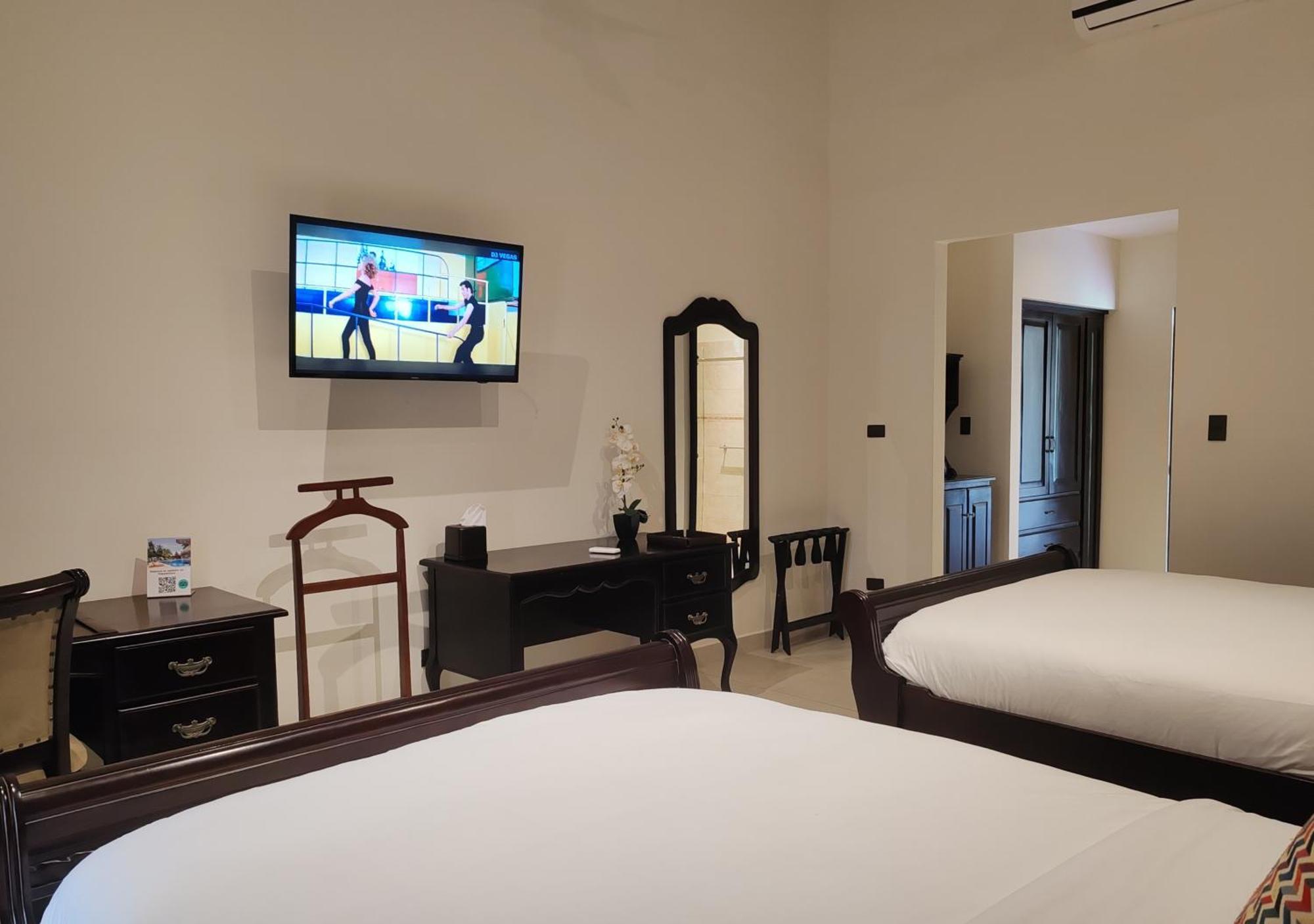 אסטריוס אסטה Marenaz Oceanfront Resort מראה חיצוני תמונה